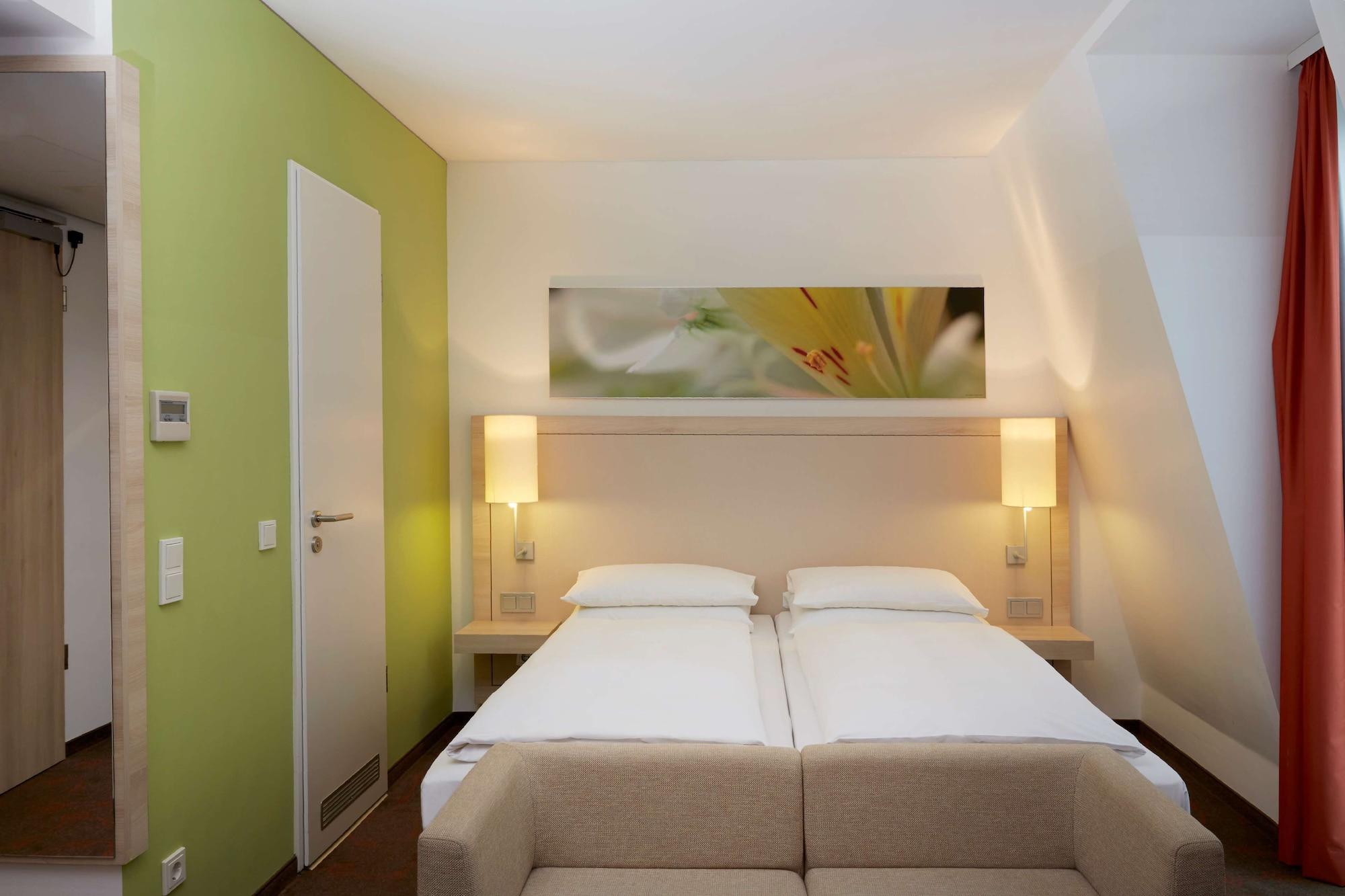 H+ 4* München